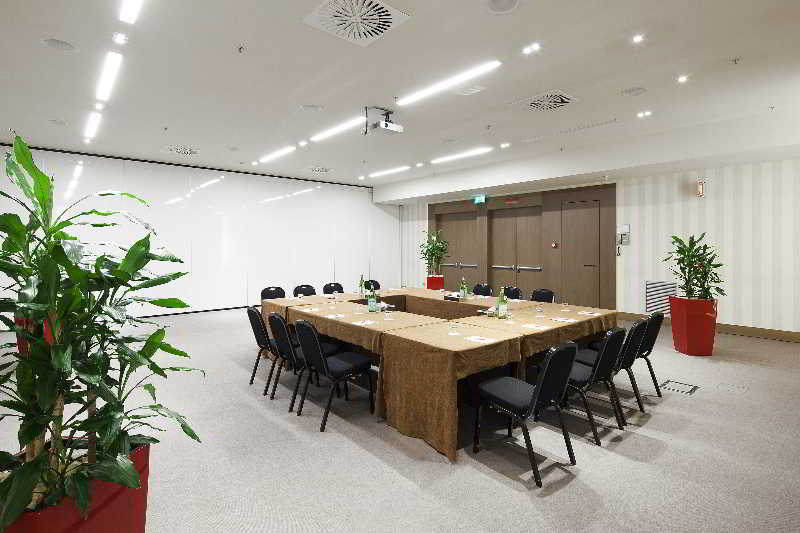 Nh Collection Vittorio Veneto 4* Roma